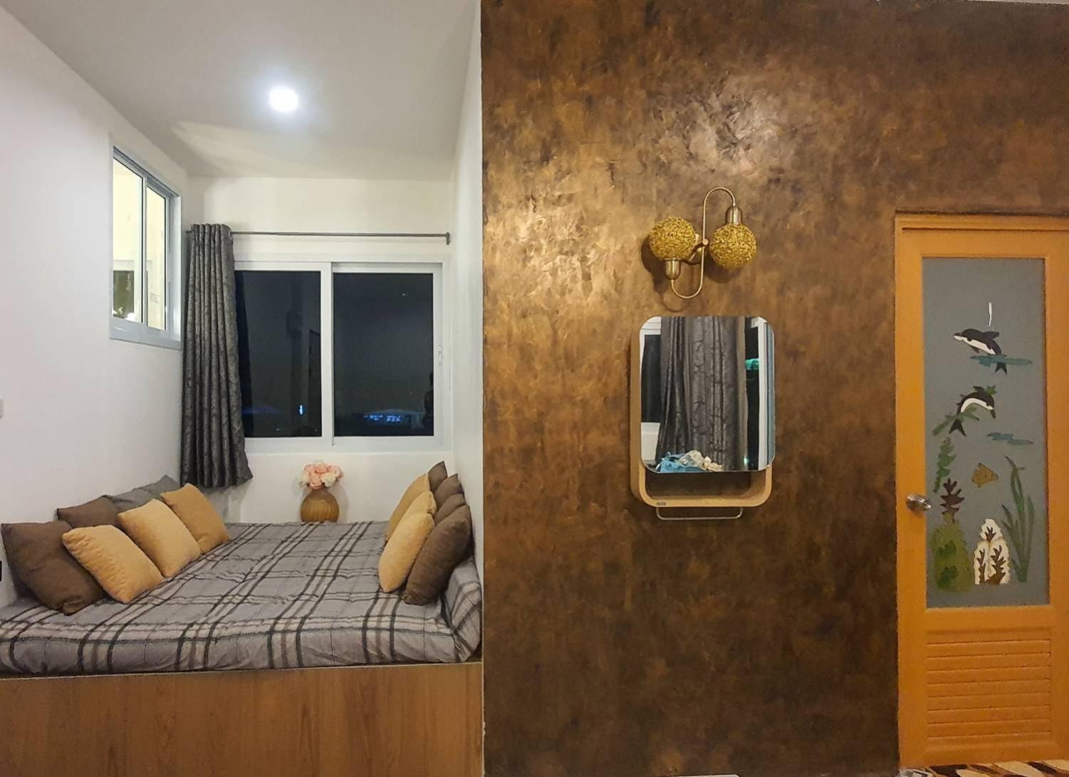 Merit Courtyard Suvarnaphumi House バンコク都 エクステリア 写真