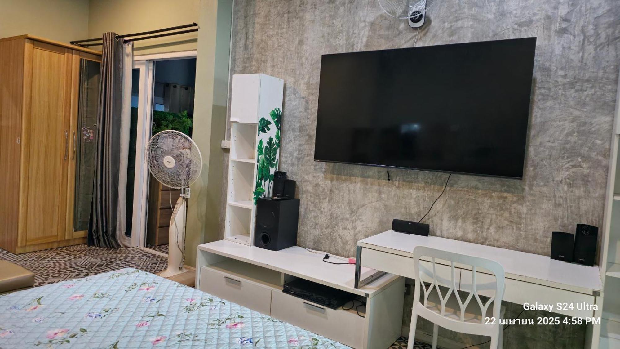Merit Courtyard Suvarnaphumi House バンコク都 エクステリア 写真