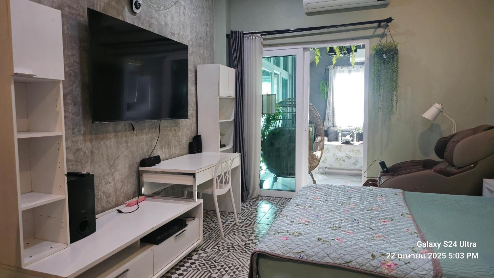 Merit Courtyard Suvarnaphumi House バンコク都 エクステリア 写真